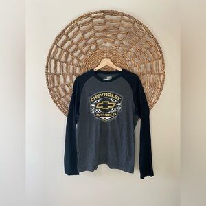 Vintage Chevrolet Men's Gray and Black Long Sleeve Tee
